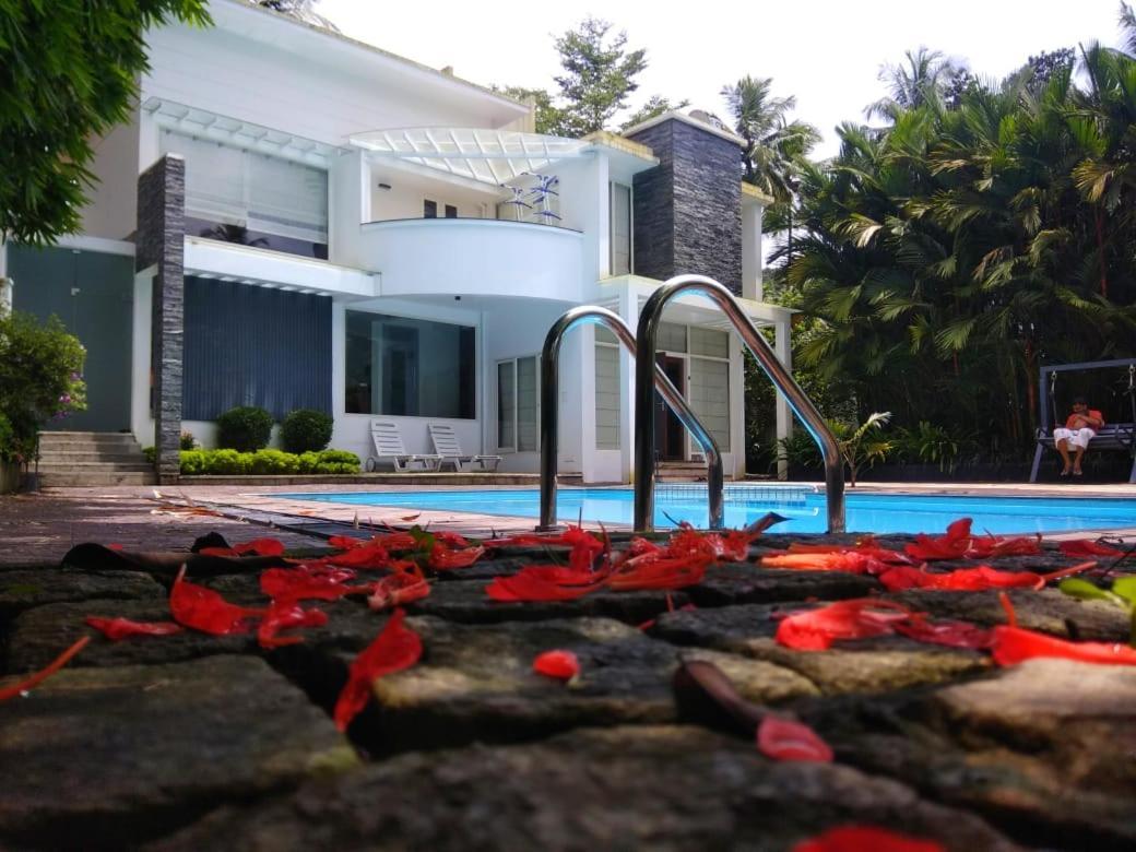 Square Villa Residency Luxury 1 Bed Room Villa With Private Pool Mukkam Экстерьер фото